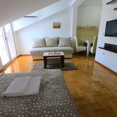 Apartman Zenit Врнячка-Баня Екстер'єр фото